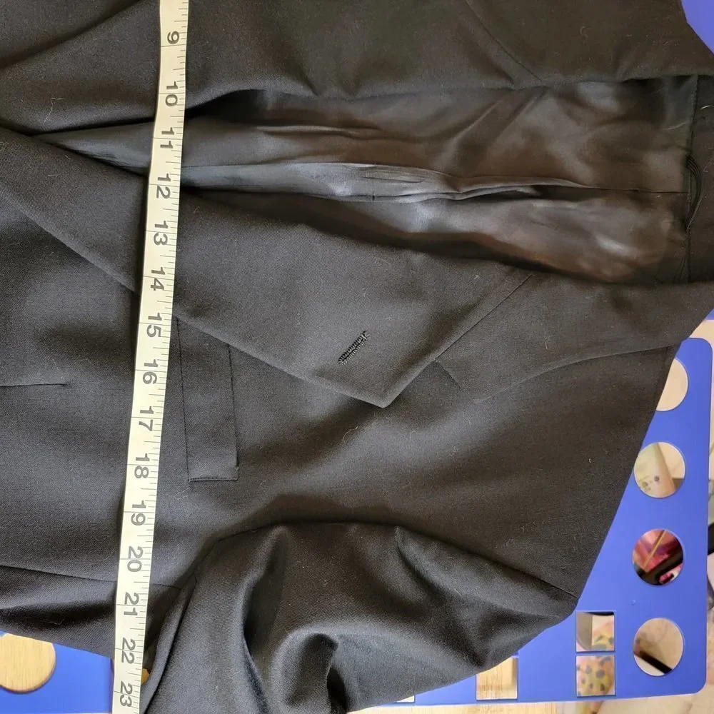Roundtree & Yorke Dillard's Double Button Suit Jacket Black